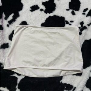 Chic White Strapless Top